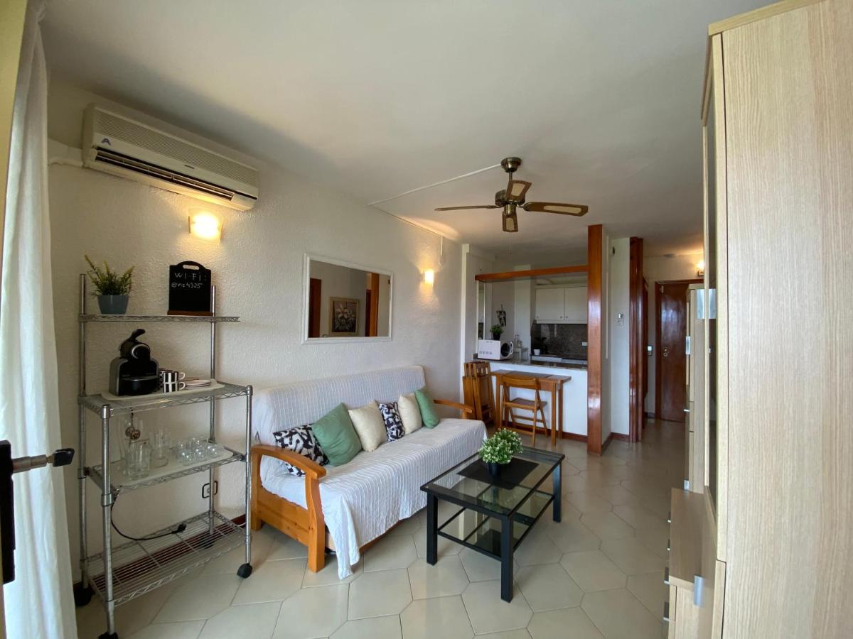 Apartamento Con Piscina En 1ª Linea De Playa En Салоу Экстерьер фото