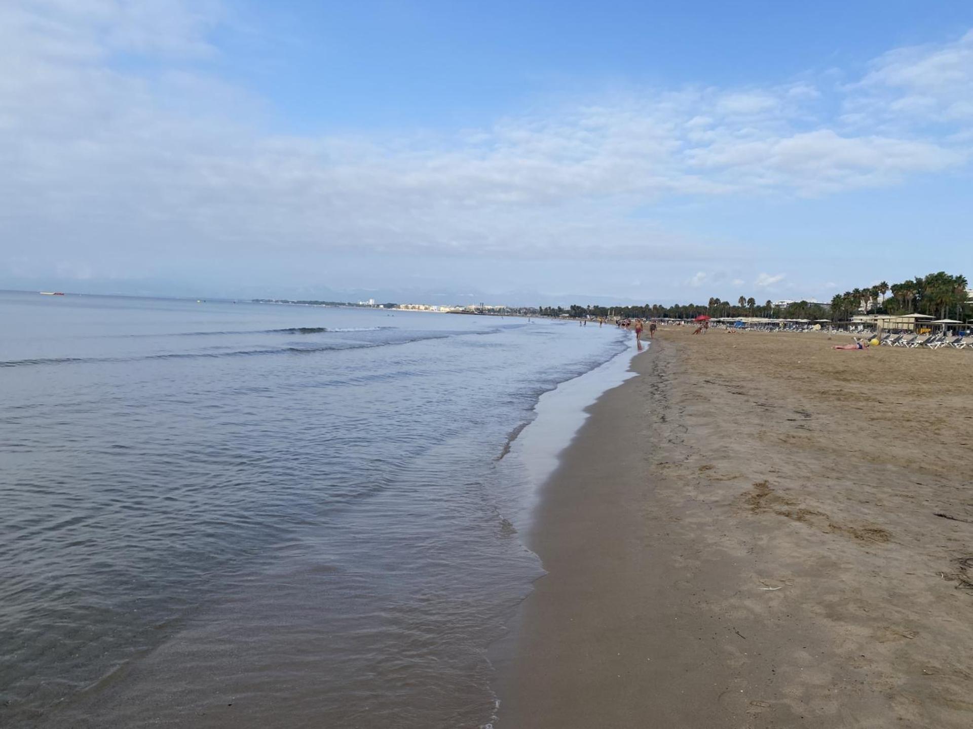 Apartamento Con Piscina En 1ª Linea De Playa En Салоу Экстерьер фото